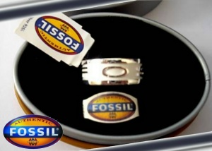 BAGUE FOSSIL ARGENT INSCRIPTION FOSSIL BF3 _T54